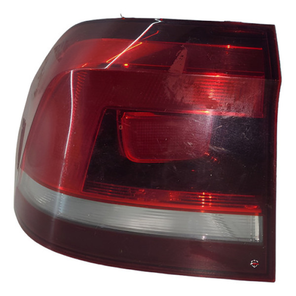 Lanterna Traseira Esquerda Volkswagen Fox 2014 A 2019 Esquerdo/motorista Vermelho