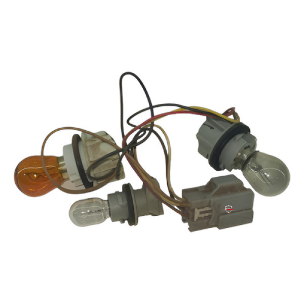 Circuito Lanterna Tras. Direita Ford New Fiesta 2014 A 2016 Direito/passageiro Vermelho