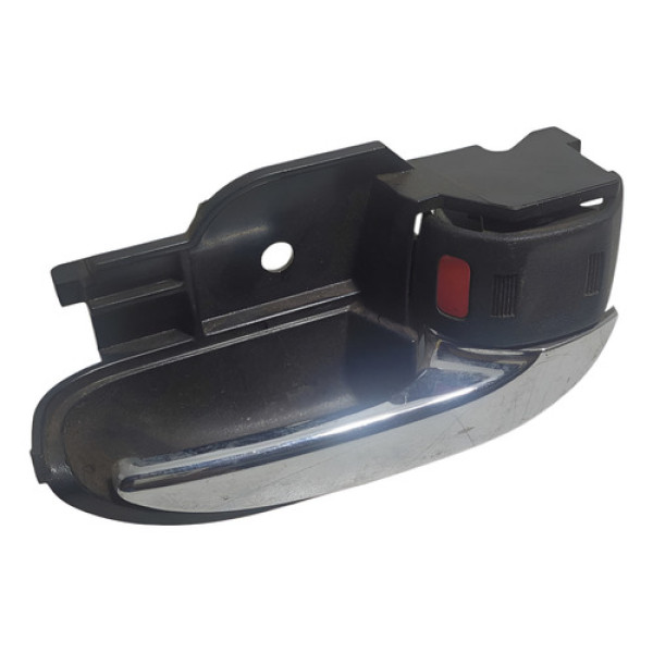 Maçaneta Interna Traseira Direita Toyota Etios 2014  Prateado Traseira