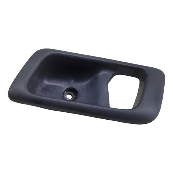 Moldura Maçaneta Interna Direita Fiat Strada Working 2014 15 Preto Traseira