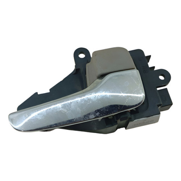 Maçaneta Interna Diant Direita Mitsubishi Outlander 2008 12 Dianteira