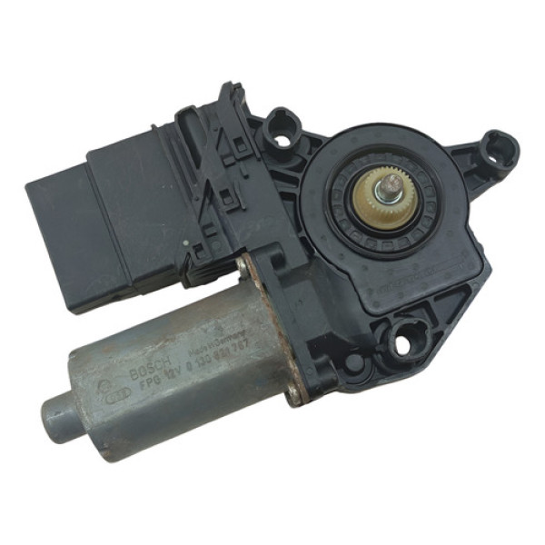 Motor Vidro Traseiro Esquerdo Vw Golf 2001 2010 0130821767