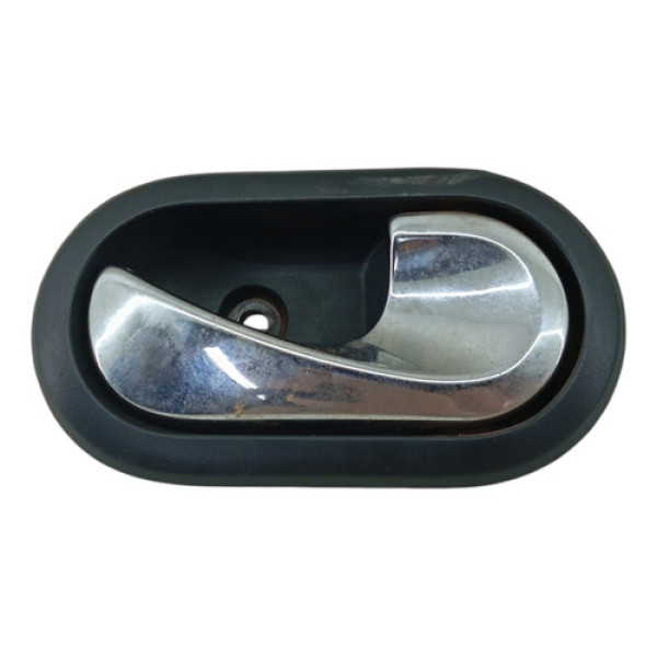 Macaneta Interna Traseira Direita Renault Oroch 2017 2021 Preto Traseira