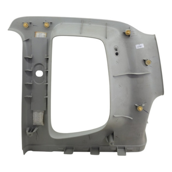 Acabamento Coluna Traseira Esquerda Vw Saveiro G5 G6 2012 Cinza