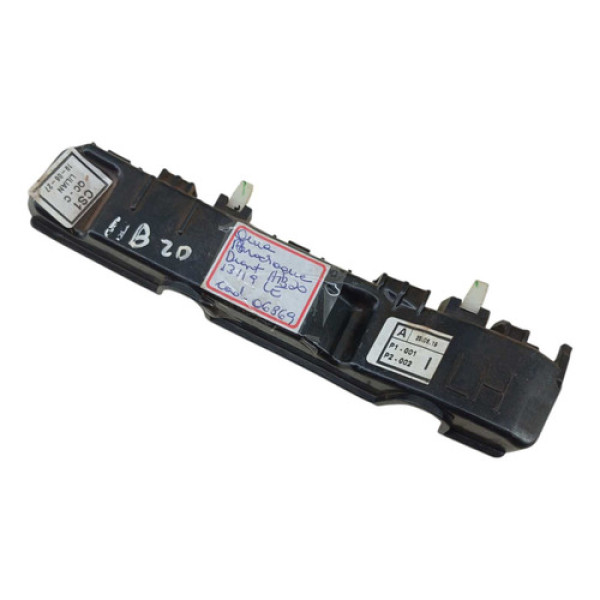 Guia Parachoque Dianteiro Esquerdo Hyundai Hb20 2013 2019