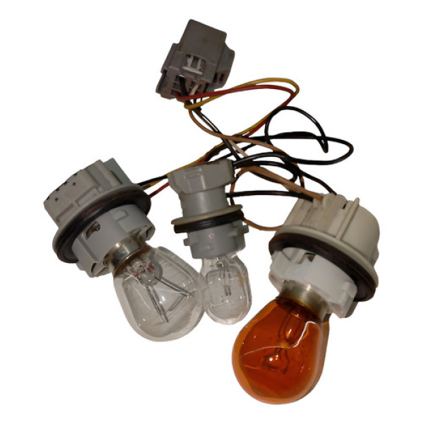 Circuitoo Lanterna Tras. Direita Ford New Fiesta 2014 2016 Direito/passageiro Água