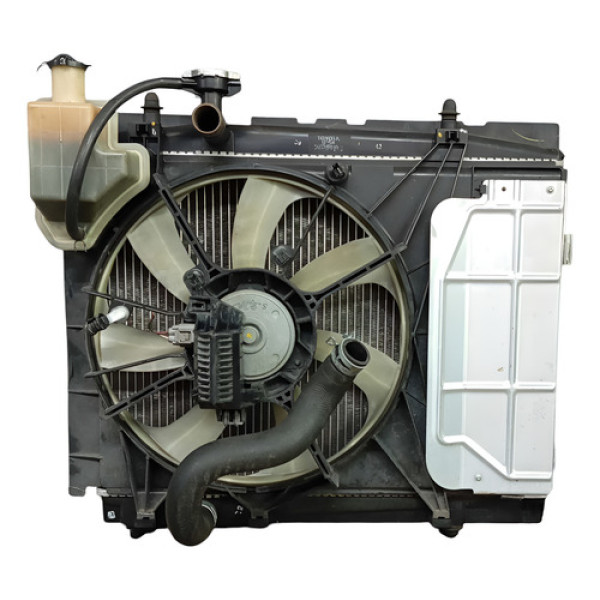 Kit Radiador Condensador Toyota Etios 1.3 2015 164000t040 Cinza
