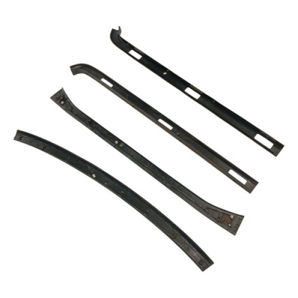 Jogo Moldura Friso Traseiro Vw Saveiro G5 G6 G7 2011 2017 Preto