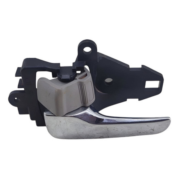 Maçaneta Interna Traseira Esquerda Mitsubishi Outlander 2010 Traseira