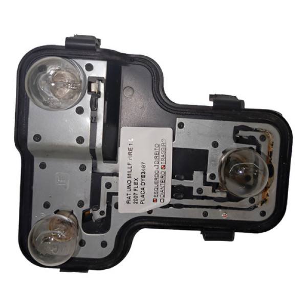 Circuito Lanterna Traseira Esquerda Fiat Uno Mille 1.0 2007 Esquerdo/motorista Água