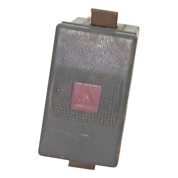 Botão Pisca Alerta Volks Santana 1998 2006 3279532351 Preto