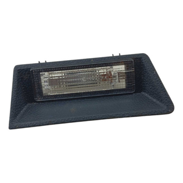 Luz Cortesia Porta Malas Vw Golf 2014 2018 5gm86776211