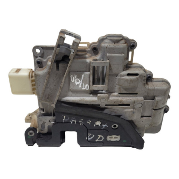 Fechadura Elétrica Dianteira Direita Volks. Passat 2006 2010