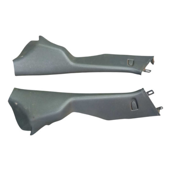 Par Acabamento Coluna Traseira Vw Polo 2002 2010 6q4867765