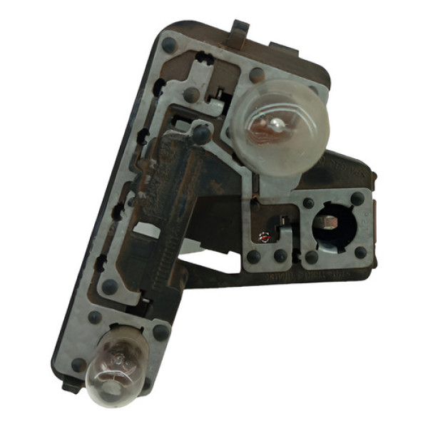 Circuito Lanterna Tampa Traseira Direita Vw Jetta 2011 2013 Direito/passageiro Água