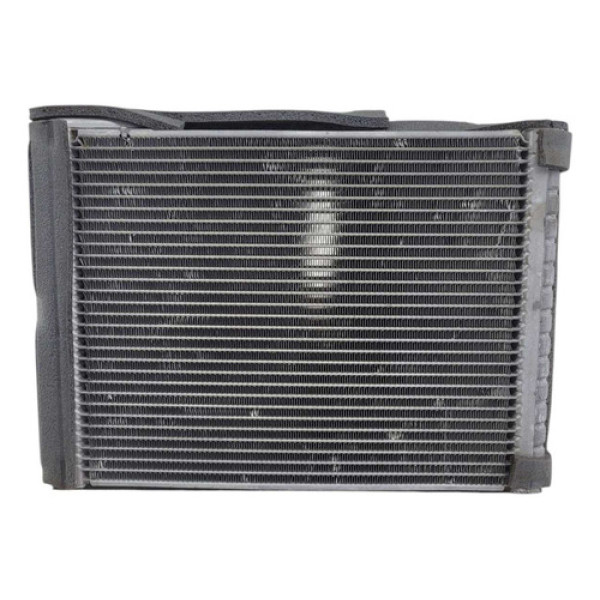 Condensador Ar Condicionado Gm Onix 1.4 Lt 2014