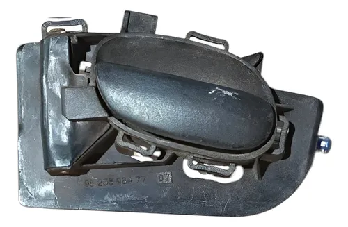 Maçaneta Interna Dianteira Esquerda Peugeot 206 2001 05 Dianteira
